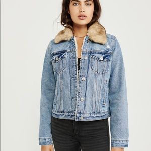 Faux Fur Collar Denim Jacket